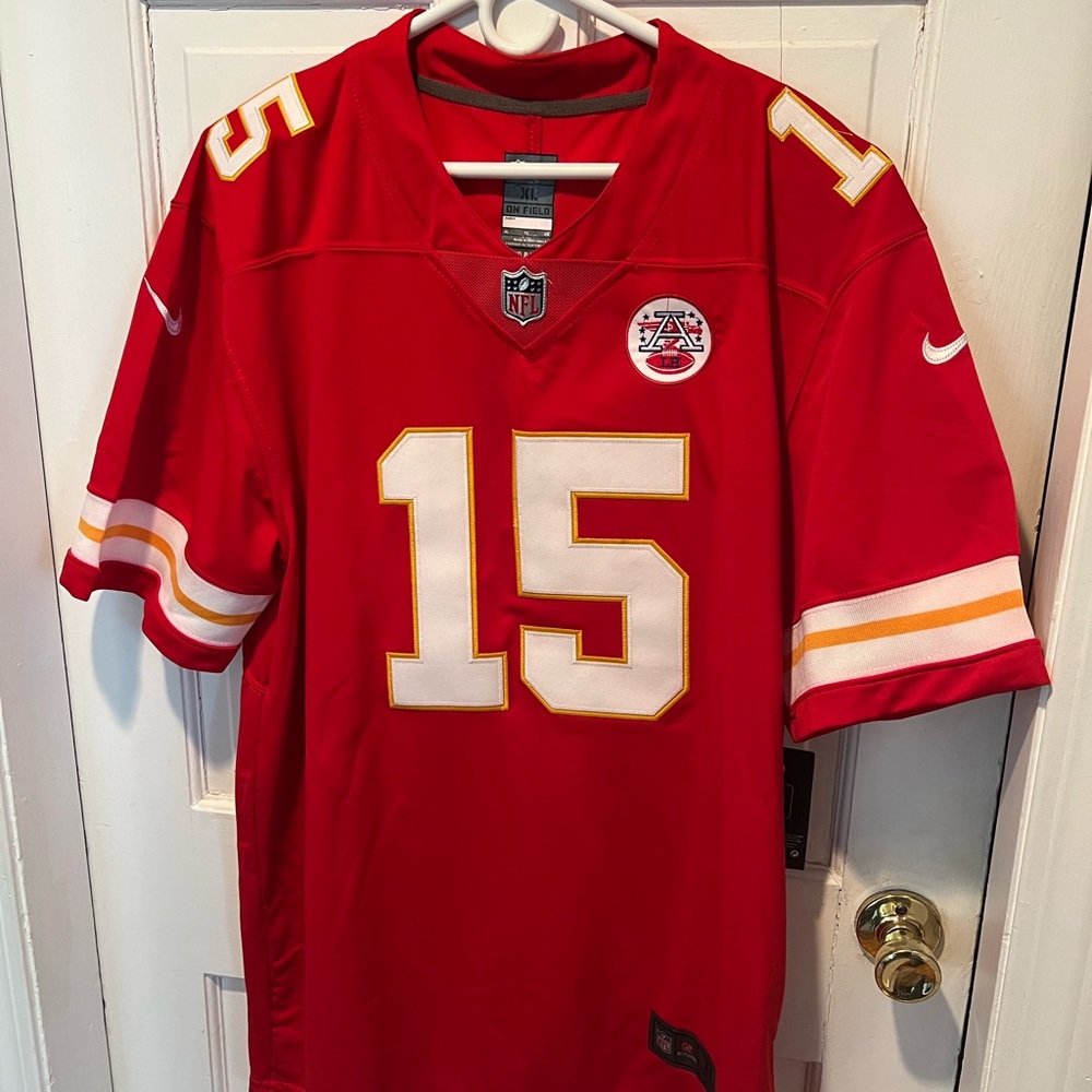 Patrick Mahomes XL Nike Authentic Jersey